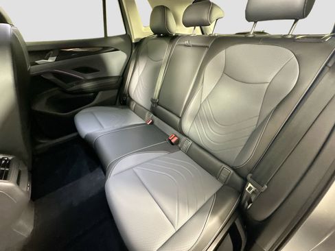 New 2026 Volkswagen Tiguan SE image 23