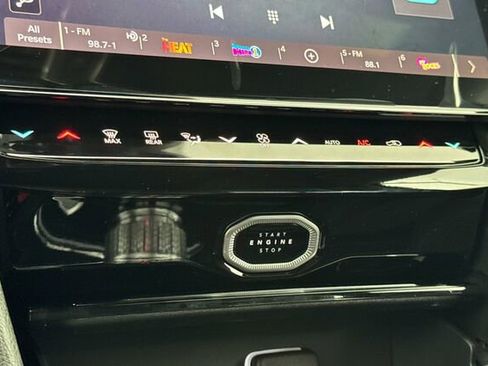 New 2026 Jeep Grand Cherokee L 4WD image 19