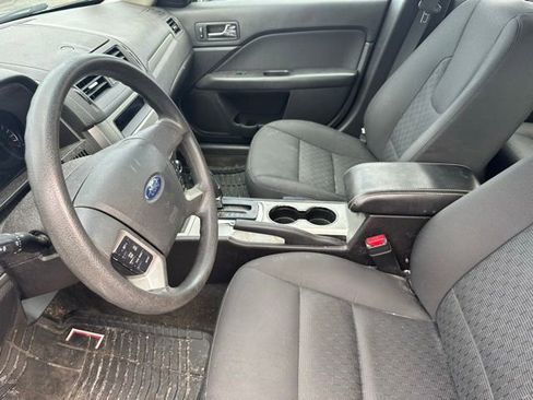 Used 2015 Ford Fusion SE FWD image 12