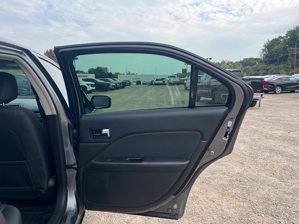 Used 2012 Ford Fusion SE FWD image 30