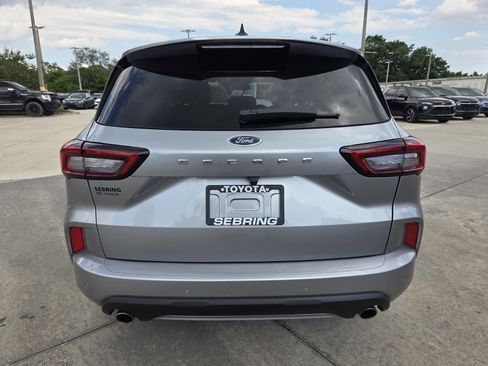 Used 2023 Ford Escape ST-Line w/ Tech Pack #1 FWD image 8