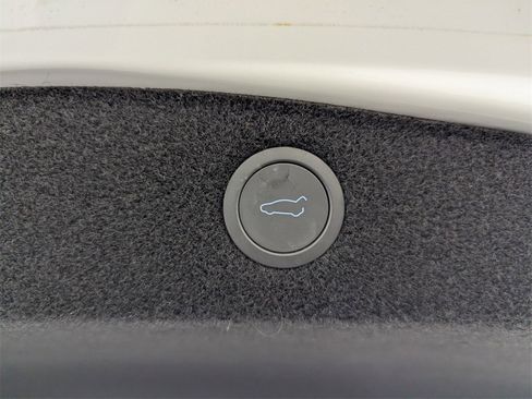 Used 2024 Tesla Model 3 Long Range image 19