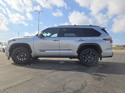 New 2026 Toyota Sequoia Platinum image 26