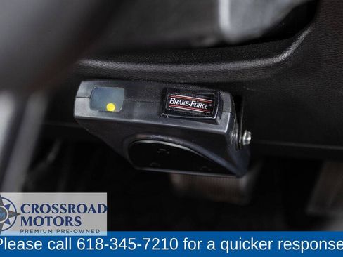 Used 2016 Jeep Wrangler Unlimited Sahara w/ Connectivity Group AWD/4WD image 36