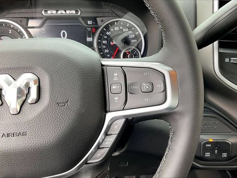New 2026 RAM 3500 Big Horn AWD/4WD image 29
