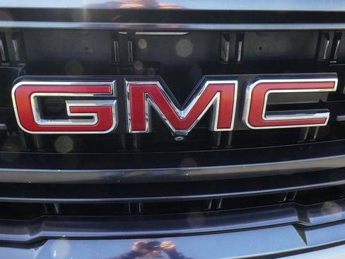 Used 2024 GMC Yukon AT4 w/ Technology Package image 45