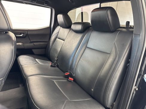 Certified 2021 Toyota Tacoma Limited image 42