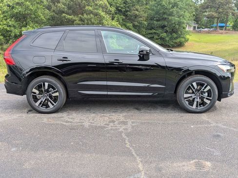 New 2026 Volvo XC60 B5 Core w/ Protection Package Premier AWD/4WD image 7