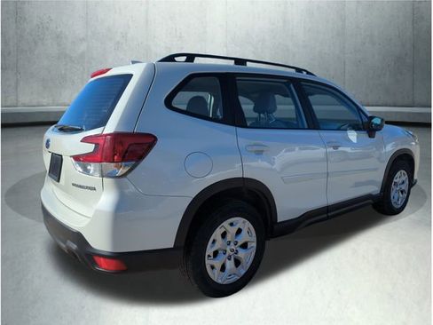 Used 2023 Subaru Forester image 6