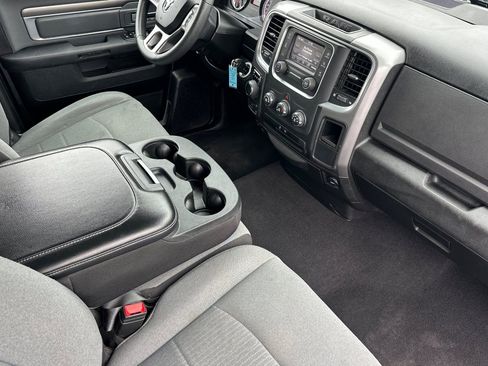 Used 2024 RAM 1500 Classic SLT image 17