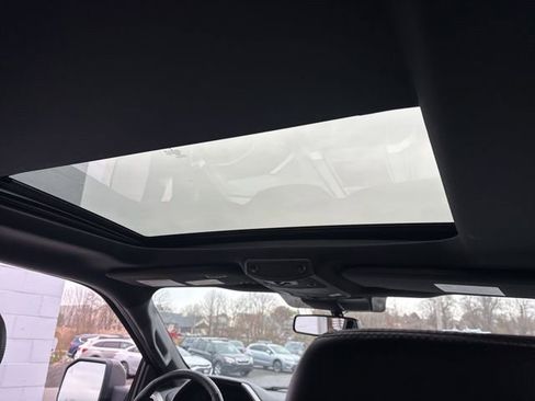 Used 2020 Ford F150 Lariat w/ Equipment Group 502A Luxury image 11