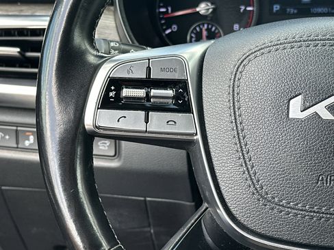 Used 2022 Kia Telluride EX w/ EX Premium Package AWD/4WD image 6