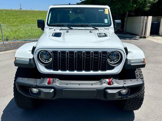 Used 2024 Jeep Wrangler Unlimited Rubicon AWD/4WD video 2