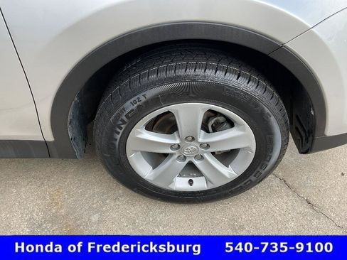 Used 2014 Toyota RAV4 XLE AWD/4WD image 12