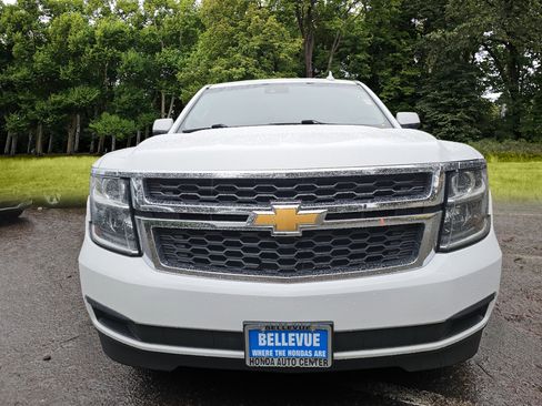 Used 2019 Chevrolet Tahoe LT image 2