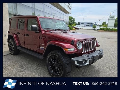 Used 2021 Jeep Wrangler Unlimited Sahara w/ Cold Weather Group AWD/4WD image 13