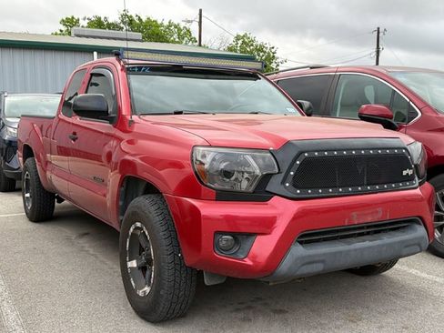 Used 2013 Toyota Tacoma PreRunner w/ SR5 Pkg image 3