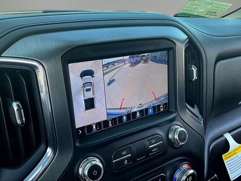 Used 2021 GMC Sierra 1500 Denali w/ Technology Package AWD/4WD image 15