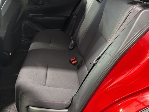 Used 2025 Toyota Prius Plug-In Hybrid image 25