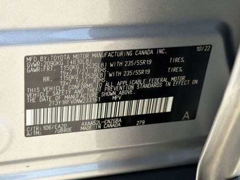 Used 2022 Toyota RAV4 Limited w/ Limited Grade Weather Package FWD image 19