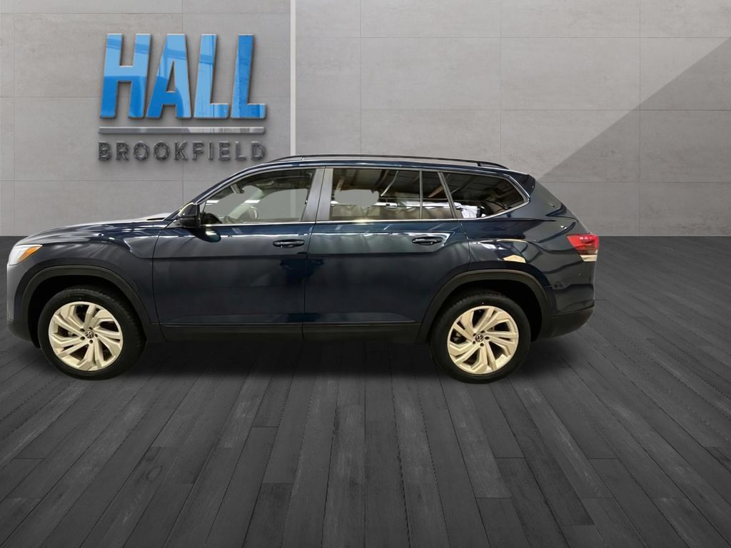 Used 2023 Volkswagen Atlas SE w/ Panoramic Sunroof Package AWD/4WD image 4
