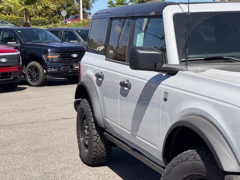 New 2026 Ford Bronco Big Bend w/ Black Diamond Package image 5