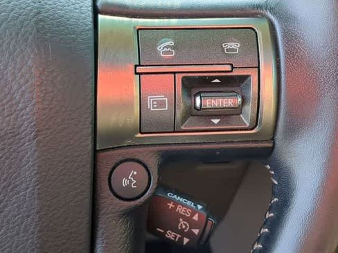 Used 2012 Lexus GX 460 w/ Comfort Plus Pkg image 25