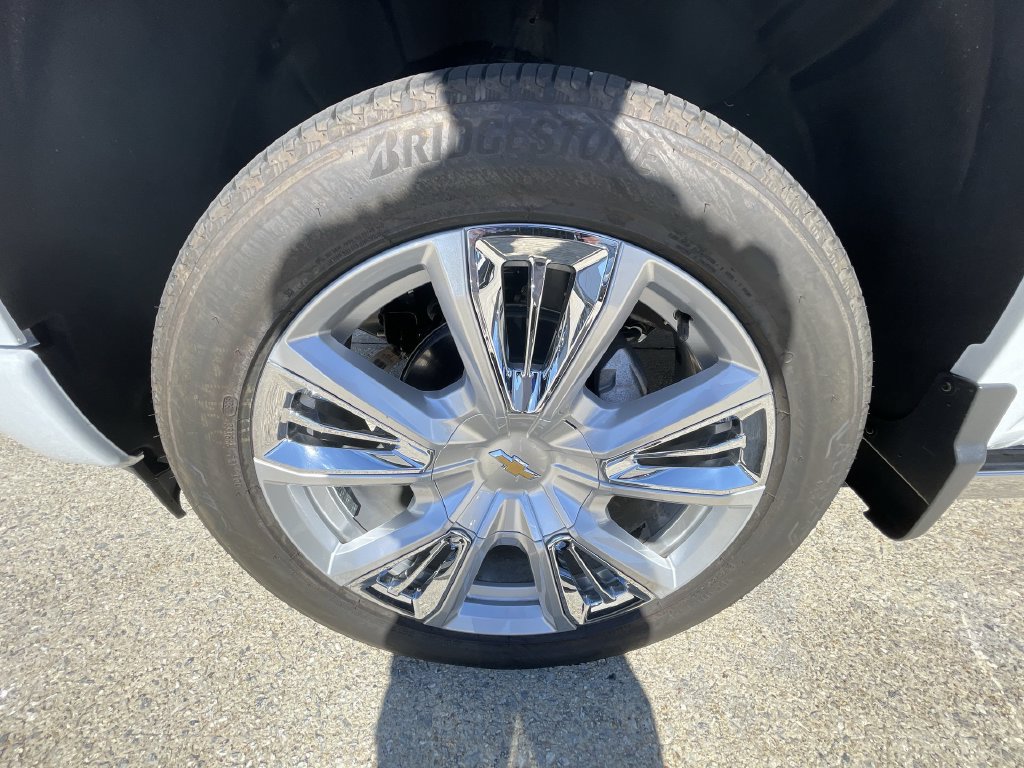 Used 2026 Chevrolet Silverado 1500 High Country AWD/4WD image 34