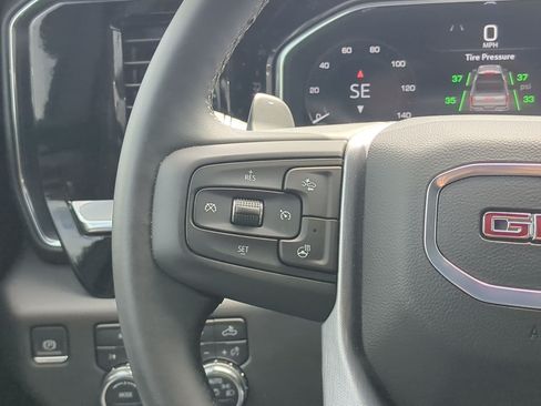 Used 2024 GMC Sierra 1500 Elevation w/ Preferred Package AWD/4WD image 20