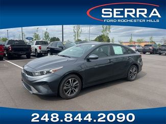 Used 2022 Kia Forte LXS FWD video 1