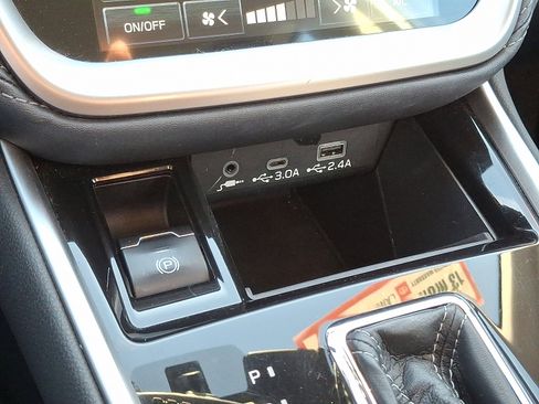 Used 2023 Subaru Legacy Premium image 23