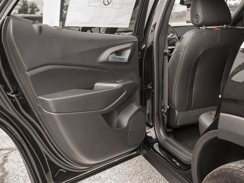 New 2026 Chevrolet Trax RS w/ Driver Confidence Package image 69