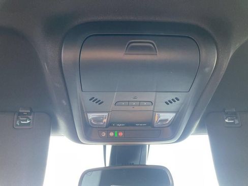 Used 2022 Chevrolet Blazer RS FWD image 25