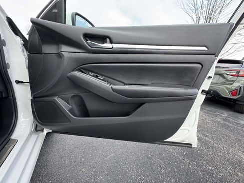 Used 2024 Nissan Altima 2.5 SL image 8