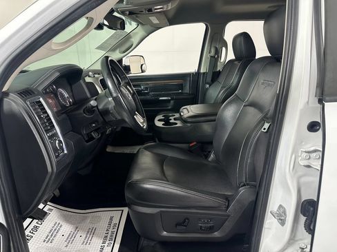 Used 2016 RAM 1500 Laramie AWD/4WD image 14