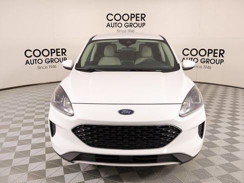 Used 2020 Ford Escape SE image 10