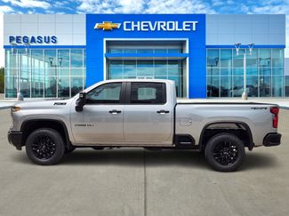New 2026 Chevrolet Silverado 2500 Custom w/ Custom Value Package AWD/4WD video 3