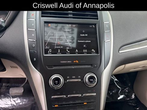 Used 2017 Lincoln MKC Reserve w/ Lincoln MKC Climate Package AWD/4WD image 21