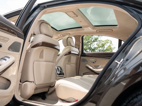 Used 2015 Mercedes-Benz S 550 4MATIC Sedan image 20