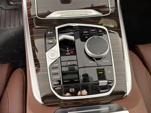 New 2026 BMW X7 xDrive40i image 15