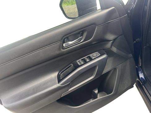 Used 2022 Nissan Pathfinder SL w/ SL Premium Package FWD image 20