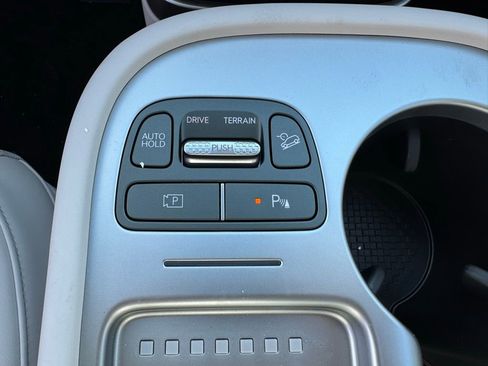 New 2026 Hyundai Ioniq 9 SEL w/ Tow & Go Package image 31