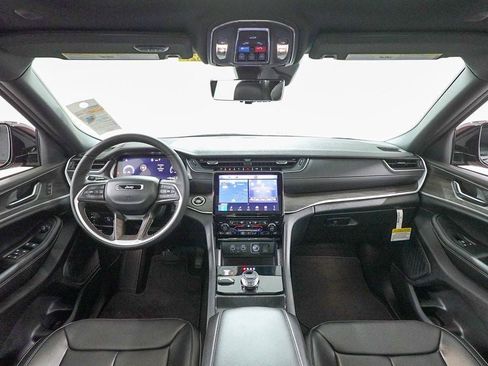 New 2025 Jeep Grand Cherokee L Limited w/ Luxury Tech Group II image 6