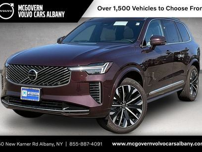 New 2026 Volvo XC90 B5 Plus w/ Protection Package Premier