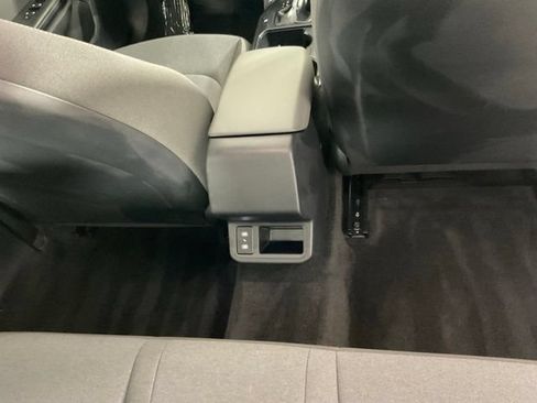 Used 2025 Kia K4 FWD image 21