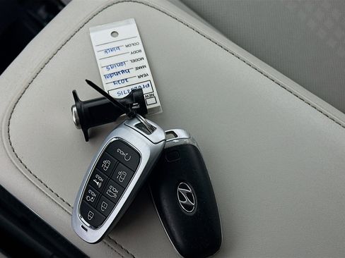 Used 2024 Hyundai Ioniq 5 Limited RWD image 25