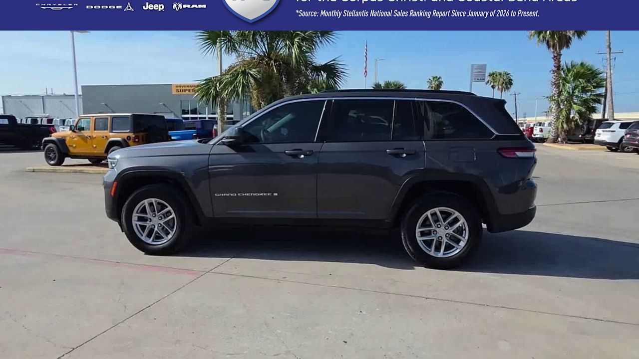 Certified 2025 Jeep Grand Cherokee Laredo X RWD image 5