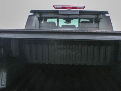 Used 2023 GMC Sierra 1500 AT4 w/ AT4 Premium Package AWD/4WD image 33