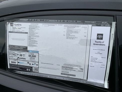 New 2026 Toyota Prius Plug-In Hybrid FWD image 38