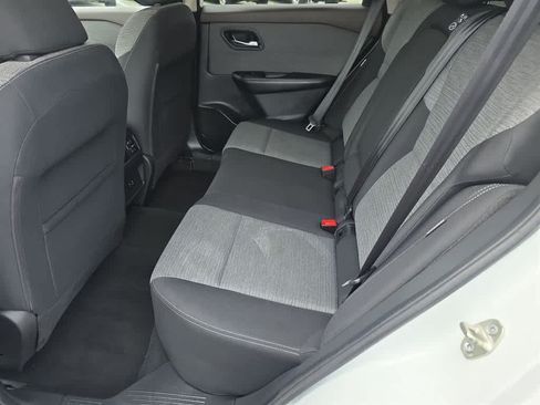 Used 2021 Nissan Rogue SV AWD/4WD image 16